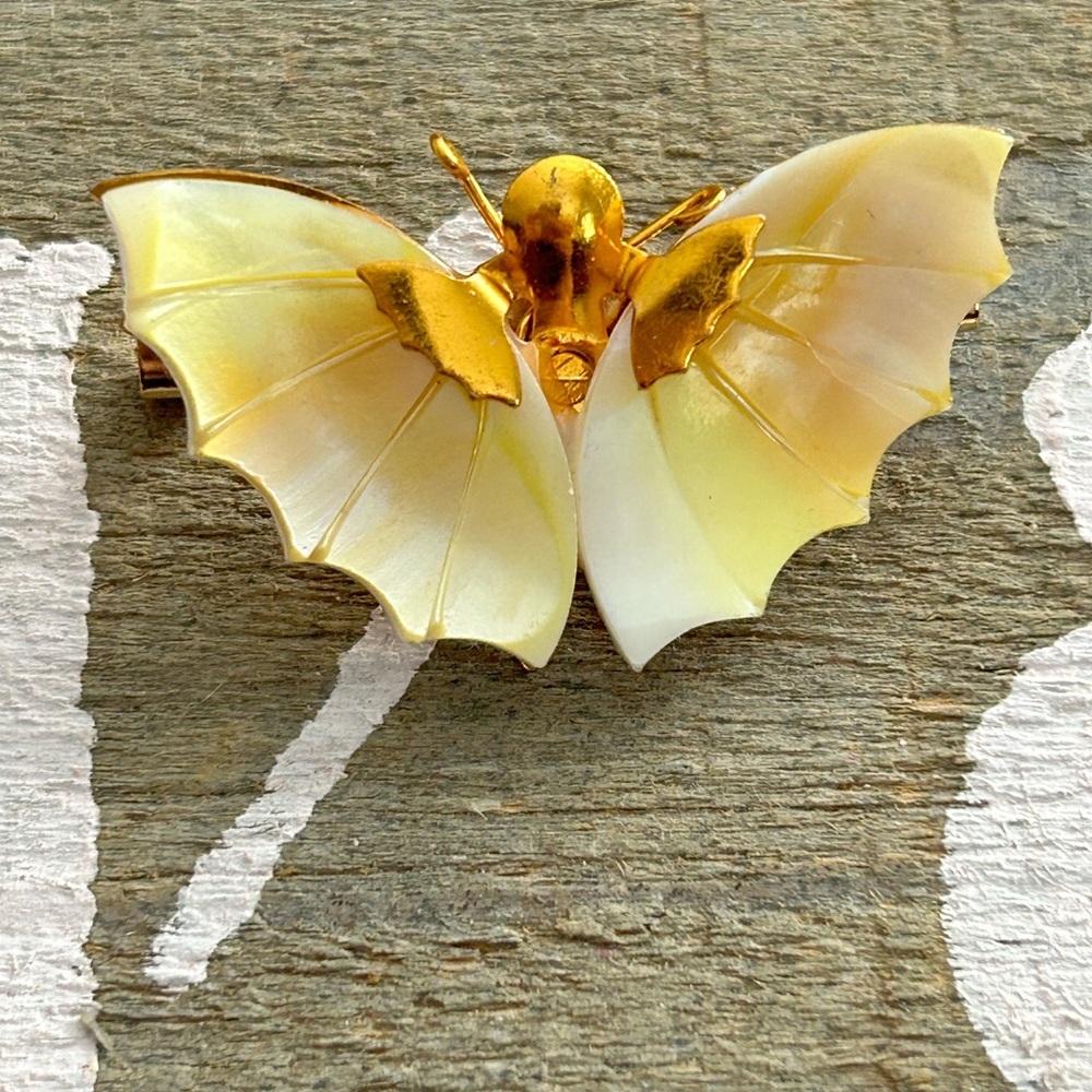 4/$50 SHELL Gold and Cream Butterfly Brooch